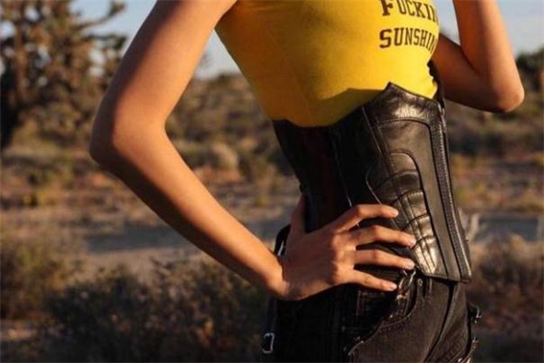 束腰會(huì)讓脂肪轉(zhuǎn)移嗎 穿束腰帶脂肪會(huì)轉(zhuǎn)移嗎 束腰會(huì)讓脂肪轉(zhuǎn)移嗎 穿束腰帶脂肪會(huì)轉(zhuǎn)移嗎