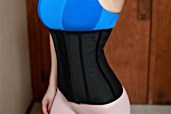 束腰帶一天用幾個小時 束腰帶的正確使用時間 束腰帶一天用幾個小時 束腰帶的正確使用時間