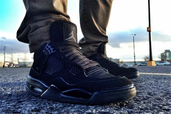 2020年aj4黑貓復(fù)刻發(fā)售時(shí)間 aj4黑貓多少錢(qián) 2020年aj4黑貓復(fù)刻發(fā)售時(shí)間 aj4黑貓多少錢(qián)