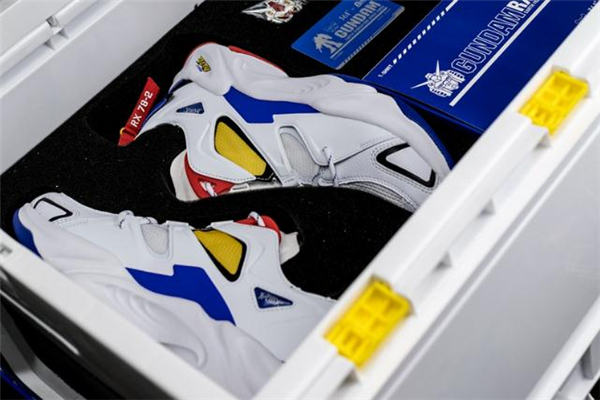 361度高達(dá)聯(lián)名在哪買(mǎi) 361度高達(dá)聯(lián)名鞋購(gòu)買(mǎi)渠道