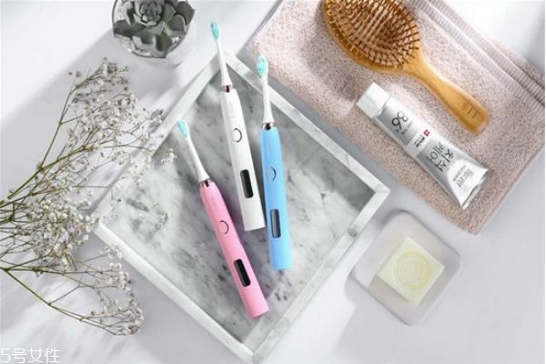 電動牙刷刷頭可以用多久 電動牙刷刷頭多久換一次 電動牙刷刷頭可以用多久 電動牙刷刷頭多久換一次