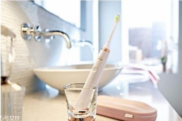 電動(dòng)牙刷買什么樣的好 電動(dòng)牙刷選購指南