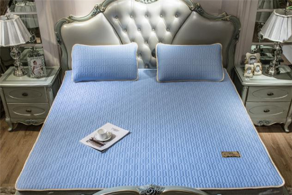 乳膠涼席可以用洗衣機(jī)洗嗎 乳膠涼席機(jī)洗選什么模式 乳膠涼席可以用洗衣機(jī)洗嗎 乳膠涼席機(jī)洗選什么模式