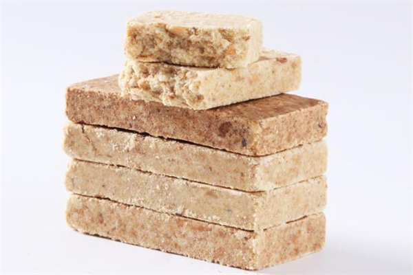 壓縮餅干是什么味道 壓縮餅干好吃嗎 壓縮餅干是什么味道 壓縮餅干好吃嗎