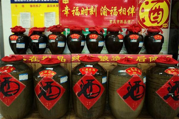 散裝白酒可以帶上火車嗎 散裝白酒屬于危險品嗎 散裝白酒可以帶上火車嗎 散裝白酒屬于危險品嗎