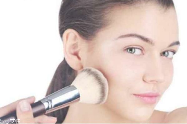 點完痣多久可以用粉底 點完痣多久恢復(fù)正常