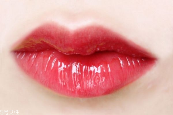 楊樹(shù)林?jǐn)啬猩菐滋?hào) 楊樹(shù)林12號(hào)斬男色口紅