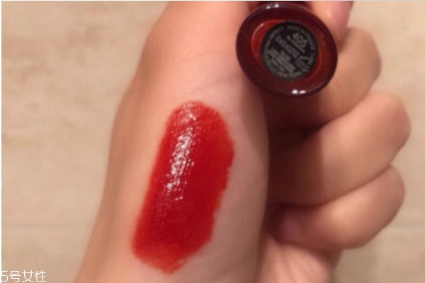 阿瑪尼402和405哪個顏色好看 阿瑪尼402和405區(qū)別 阿瑪尼402和405哪個顏色好看 阿瑪尼402和405區(qū)別