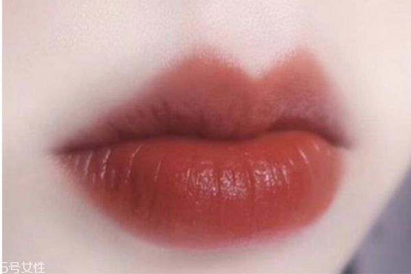 阿瑪尼402和405哪個顏色好看 阿瑪尼402和405區(qū)別 阿瑪尼402和405哪個顏色好看 阿瑪尼402和405區(qū)別