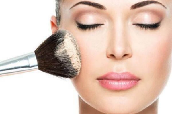 先畫眉毛還是先定妝 眉毛畫完需要定妝嗎 先畫眉毛還是先定妝 眉毛畫完需要定妝嗎