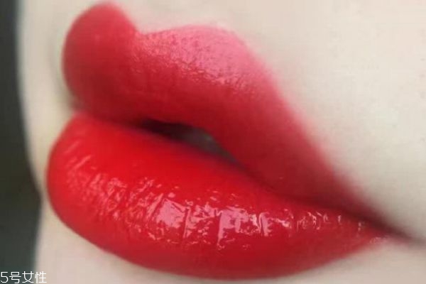 阿瑪尼402和405哪個顏色好看 阿瑪尼402和405區(qū)別 阿瑪尼402和405哪個顏色好看 阿瑪尼402和405區(qū)別