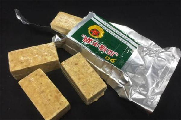 奧利奧餅干做法 奧利奧餅干碎蛋糕做法