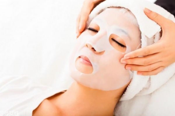 煙酰胺和a醇哪個(gè)先用 煙酰胺和a醇使用順序 煙酰胺和a醇哪個(gè)先用 煙酰胺和a醇使用順序