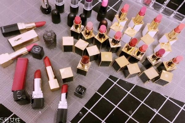 有哪些非常經(jīng)典或者一直非?；鸬目诩t 最火口紅排行榜