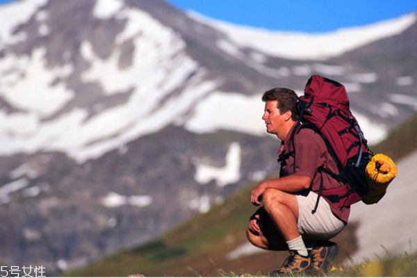 爬山腿會變粗嗎 爬山一周幾次健身效果好 爬山腿會變粗嗎 爬山一周幾次健身效果好