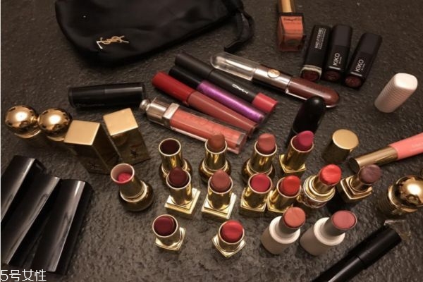 有哪些非常經(jīng)典或者一直非?；鸬目诩t 最火口紅排行榜