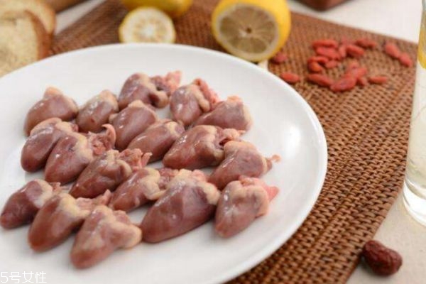 吃雞心的好處 雞心營養(yǎng)價值及功效 吃雞心的好處 雞心營養(yǎng)價值及功效