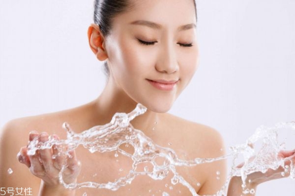 點(diǎn)痣后多久能洗臉？點(diǎn)痣后能吃醬油嗎