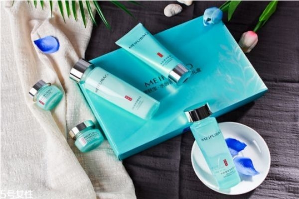 美膚寶水乳套裝怎么樣 美膚寶水份源適合膚質(zhì) 美膚寶水乳套裝怎么樣 美膚寶水份源適合膚質(zhì)