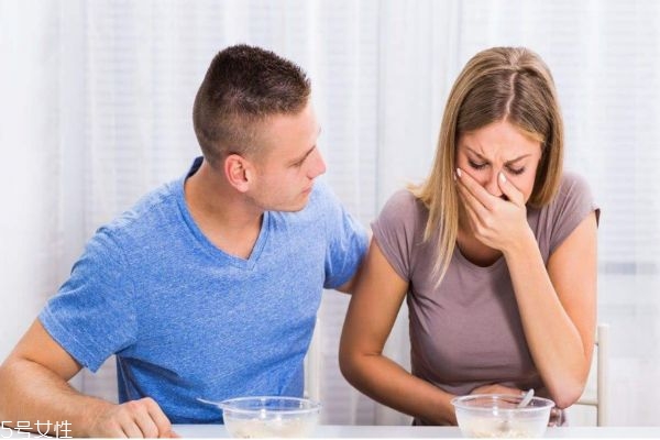 女性為什么會孕吐 如何減輕孕吐 女性為什么會孕吐 如何減輕孕吐