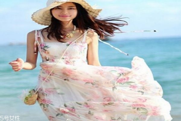 夏季辦公室的穿衣搭配 夏季最流行的穿衣風(fēng)格 夏季辦公室的穿衣搭配 夏季最流行的穿衣風(fēng)格