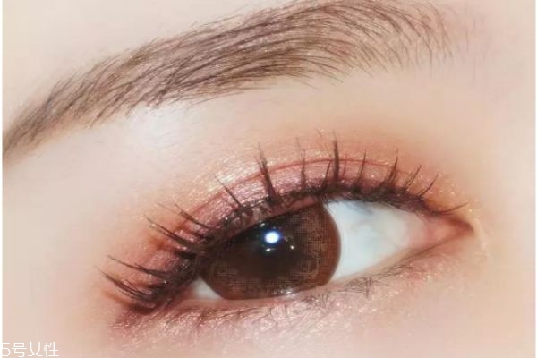 雙眼皮割了多久可以化妝 雙眼皮手術(shù)后恢復(fù)期 雙眼皮割了多久可以化妝 雙眼皮手術(shù)后恢復(fù)期