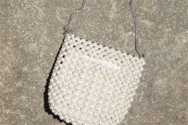 zara珍珠包多少錢(qián) zara珍珠包專(zhuān)柜價(jià)格 zara珍珠包多少錢(qián) zara珍珠包專(zhuān)柜價(jià)格