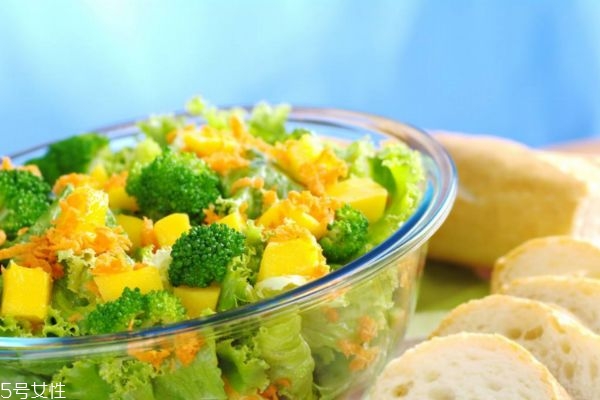 怎么挑選西蘭花 挑選西蘭花的方法 怎么挑選西蘭花 挑選西蘭花的方法