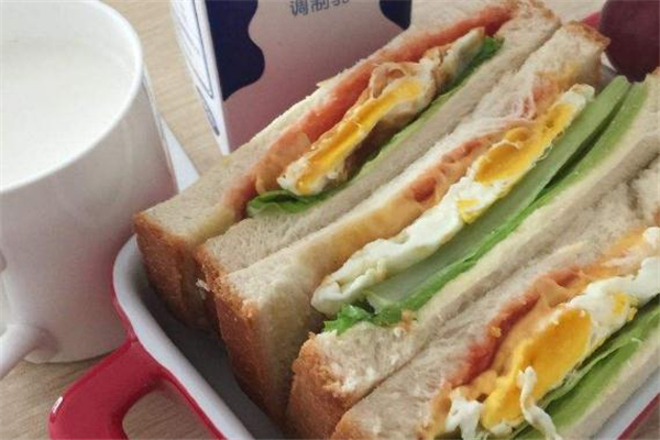 三明治熱量高嗎 三明治熱量是多少 三明治熱量高嗎 三明治熱量是多少