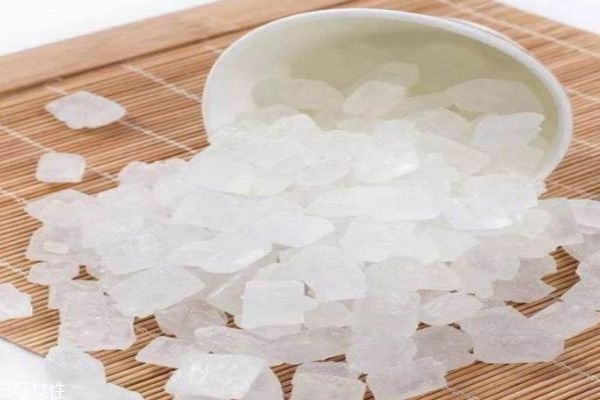 什么是冰糖 什么是白糖 什么是冰糖 什么是白糖