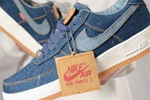 levis聯(lián)名nike air force 1發(fā)售時間 李維斯聯(lián)名空軍一號諜照 levis聯(lián)名nike air force 1發(fā)售時間 李維斯聯(lián)名空軍一號諜照