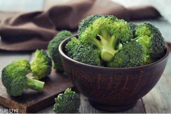 怎么挑選西蘭花 挑選西蘭花的方法 怎么挑選西蘭花 挑選西蘭花的方法