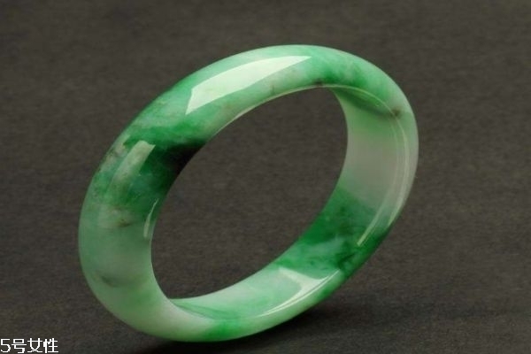 玉的種類有什么 玉的好處有什么 玉的種類有什么 玉的好處有什么