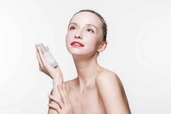 按摩乳怎么使用方法 按摩乳的用法及功效 按摩乳怎么使用方法 按摩乳的用法及功效