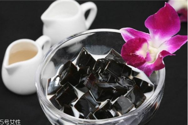 龜苓膏去濕嗎 龜苓膏去濕這樣吃