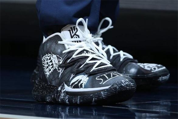 耐克歐文5權(quán)力的游戲在哪買 歐文5權(quán)利的游戲多少錢 耐克歐文5權(quán)力的游戲在哪買 歐文5權(quán)利的游戲多少錢