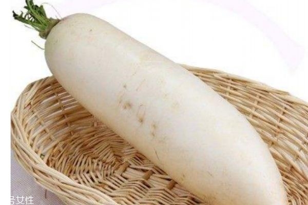 白蘿卜有什么功效呢 白蘿卜的好處有什么 白蘿卜有什么功效呢 白蘿卜的好處有什么