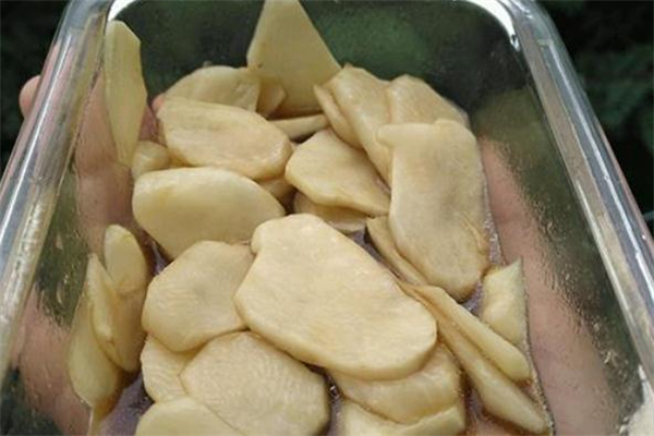 洋姜為什么會變黑 洋姜怎么腌制不發(fā)黑 洋姜為什么會變黑 洋姜怎么腌制不發(fā)黑
