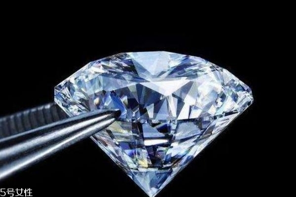 鉆石的種類有什么 鉆石的品質(zhì)是怎么樣鑒定呢 鉆石的種類有什么 鉆石的品質(zhì)是怎么樣鑒定呢