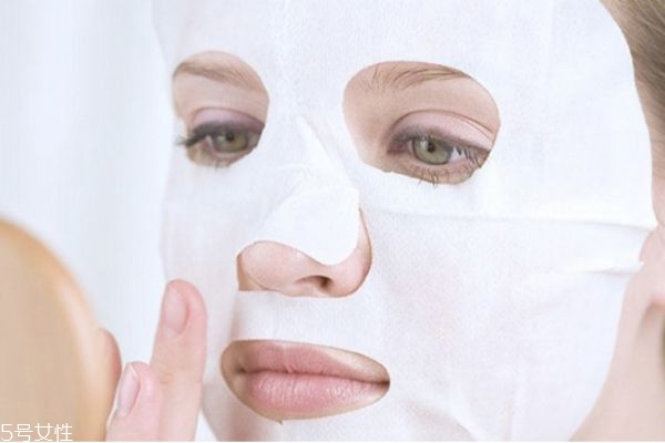 煙酰胺停用皮膚還白嗎 煙酰胺停用皮膚泛黃是怎么回事 煙酰胺停用皮膚還白嗎 煙酰胺停用皮膚泛黃是怎么回事