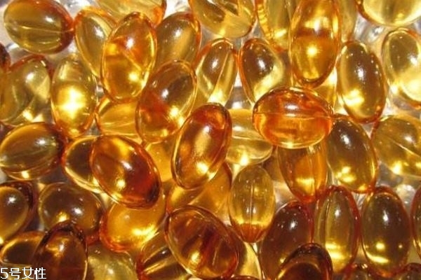 維生素e除了服用還有什么用法 老年人可以吃維生素嗎 維生素e除了服用還有什么用法 老年人可以吃維生素嗎