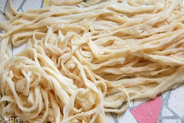 腸衣是什么呢 腸衣有什么作用呢 腸衣是什么呢 腸衣有什么作用呢