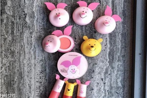 2019豬年限定彩妝產(chǎn)品哪款好 這些豬年限定款再不買(mǎi)就晚了 2019豬年限定彩妝產(chǎn)品哪款好 這些豬年限定款再不買(mǎi)就晚了