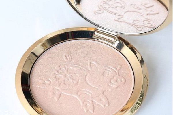 2019豬年限定彩妝產(chǎn)品哪款好 這些豬年限定款再不買(mǎi)就晚了 2019豬年限定彩妝產(chǎn)品哪款好 這些豬年限定款再不買(mǎi)就晚了