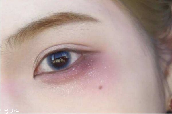 泫雅紫色妝容教程 金泫雅ins最新妝容 泫雅紫色妝容教程 金泫雅ins最新妝容