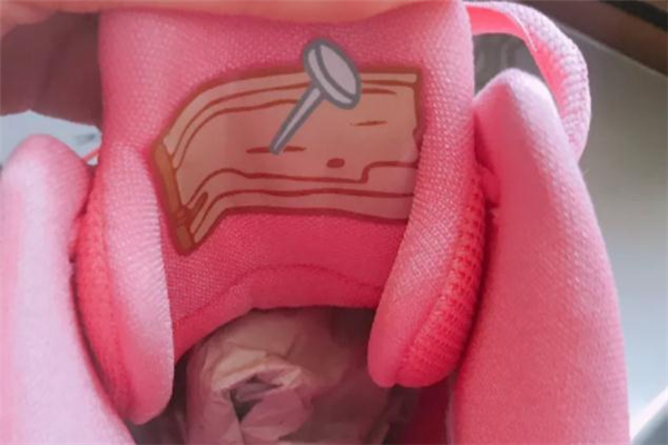 耐克歐文5海綿寶寶開箱測評 kyrie5海綿寶寶派大星實(shí)物