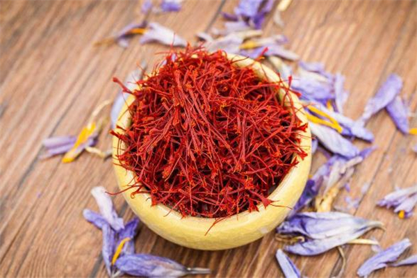 藏紅花變質什么樣子 怎么看藏紅花有沒有變質 藏紅花變質什么樣子 怎么看藏紅花有沒有變質