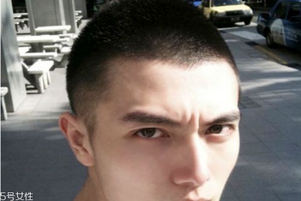 2019男生發(fā)型流行趨勢 2019男生最流行發(fā)型 2019男生發(fā)型流行趨勢 2019男生最流行發(fā)型