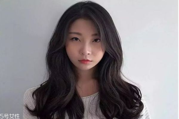 中長發(fā)配什么卷好看 好看的中長發(fā)卷發(fā)發(fā)型 中長發(fā)配什么卷好看 好看的中長發(fā)卷發(fā)發(fā)型