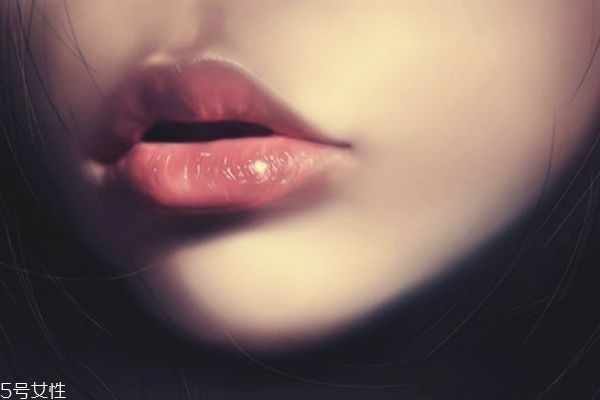 為什么唇色深 天生唇色深是什么原因 為什么唇色深 天生唇色深是什么原因